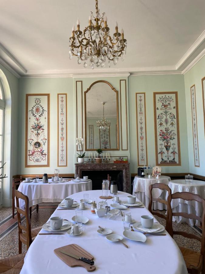 Chateau De Praslins Nogent-sur-Vernisson エクステリア 写真